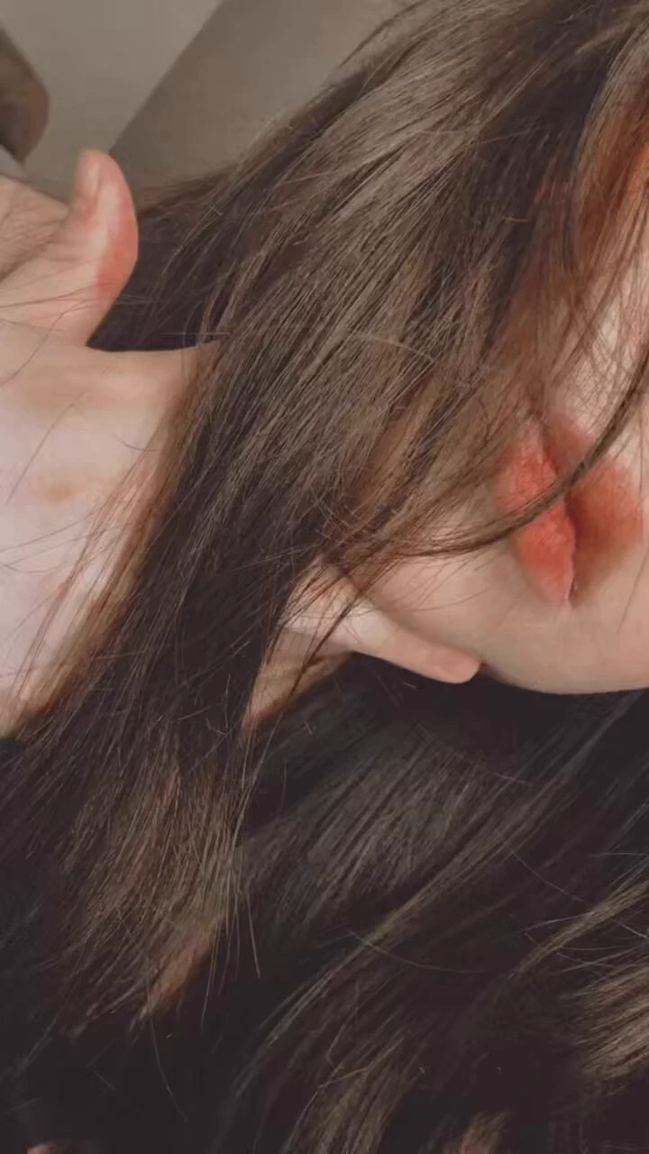 不好意思😅本人超胖修圖修到大家出門認不得的那種而且修圖技術還很差能被看出來的那種😖以上先說實話澄清🫵🏻這樣你們聽到看到就不會害怕#澄清文 https://t.co/hrYBdpUhoS