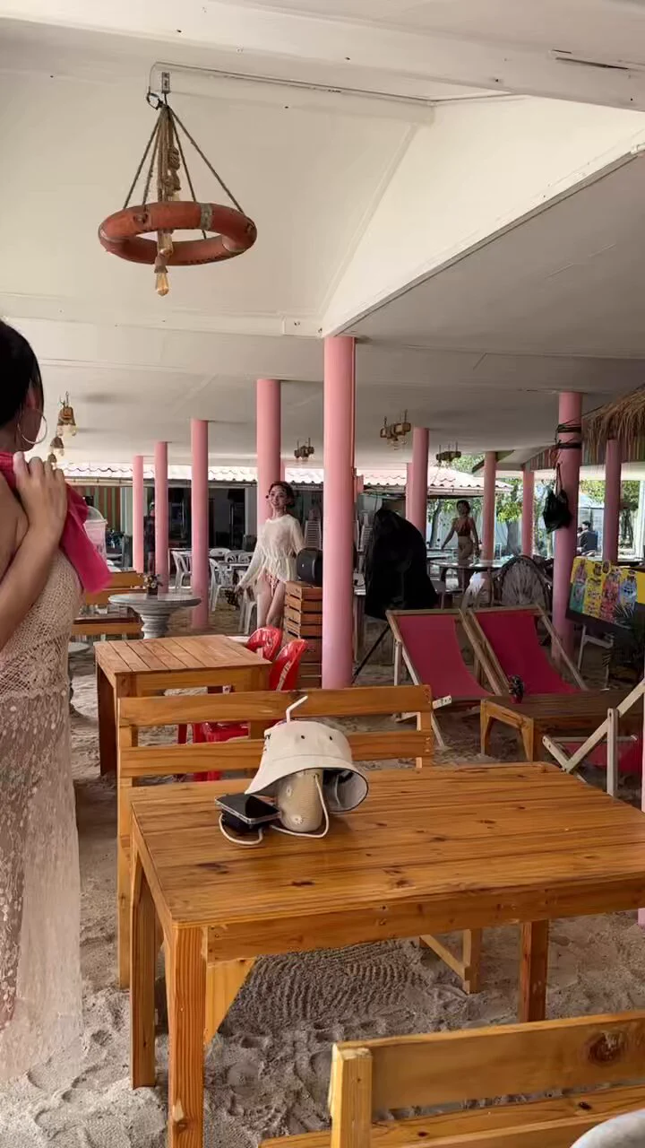 🇹🇭在芭堤雅熱到以為我在拍 單身即地獄真的跟地獄一樣⋯熱到虛脫🥵所以有人要帶我去天堂島嗎？大家想看沙灘比基尼照片嗎👙（等不及的人先去訂閱JV可以搶先看🫶🏻專屬VIP相簿https://t.co/lBKfXGoQpt https://t.co/cGRCG0U70c