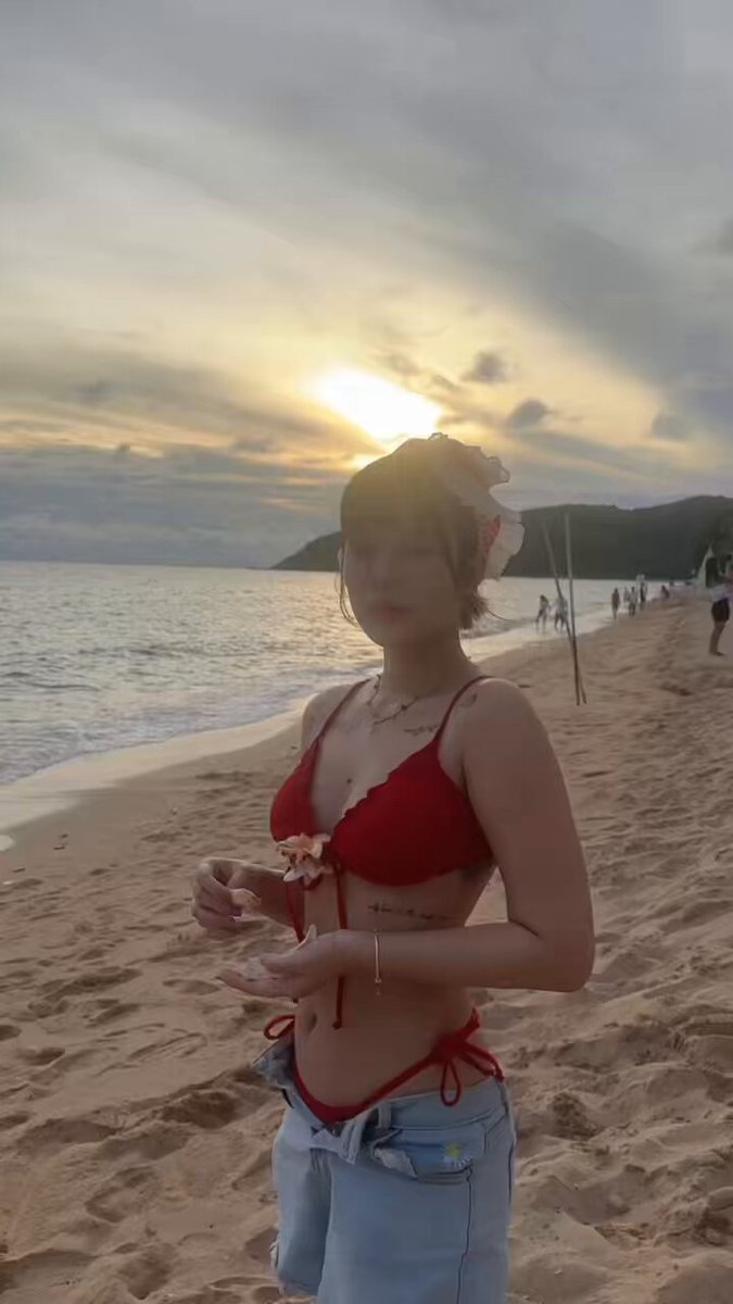 #จันทบุรี ทุเรียนอร่อยมากก ทะเลก็สวย☺️ https://t.co/biI4ReoLI6