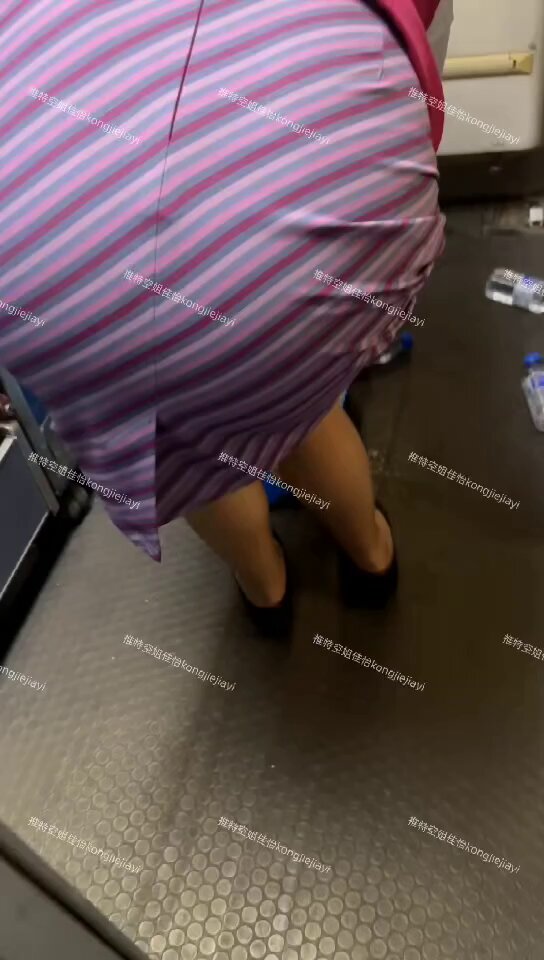 @woaierjie 事荷尔蒙再作祟吗 对这种大屁股有感觉吗 https://t.co/4MUHtBYz9J