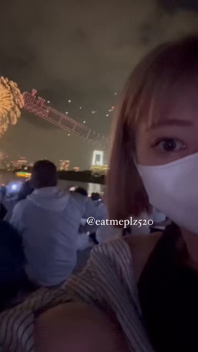 給你們看煙火🎆 https://t.co/5tjcHXxj7W