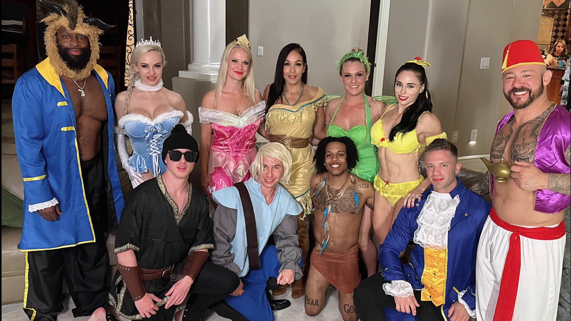 Hotwife Tour Princess Orgy Deluxe Edition with 16 extra minutes of footage including me DVPing two of the princesses (@HARO2020OF & @NessaArizonaxxx) and one of my most memorable cum shots!

@sadieandrewsxxx
@CJHotwife

Special Guests:
@badbellaxo
@HARO2020OF
@NessaArizonaxxx

Male Talent:
@chocolatebeast5
@jai_swerve
@BigDikNickxxx
@Tony_Gunz_Show
@CodyAxxx1
@Thebfnextdoor

📷
@TheFacialParty

Full Video: https://t.co/n9oePmPimN