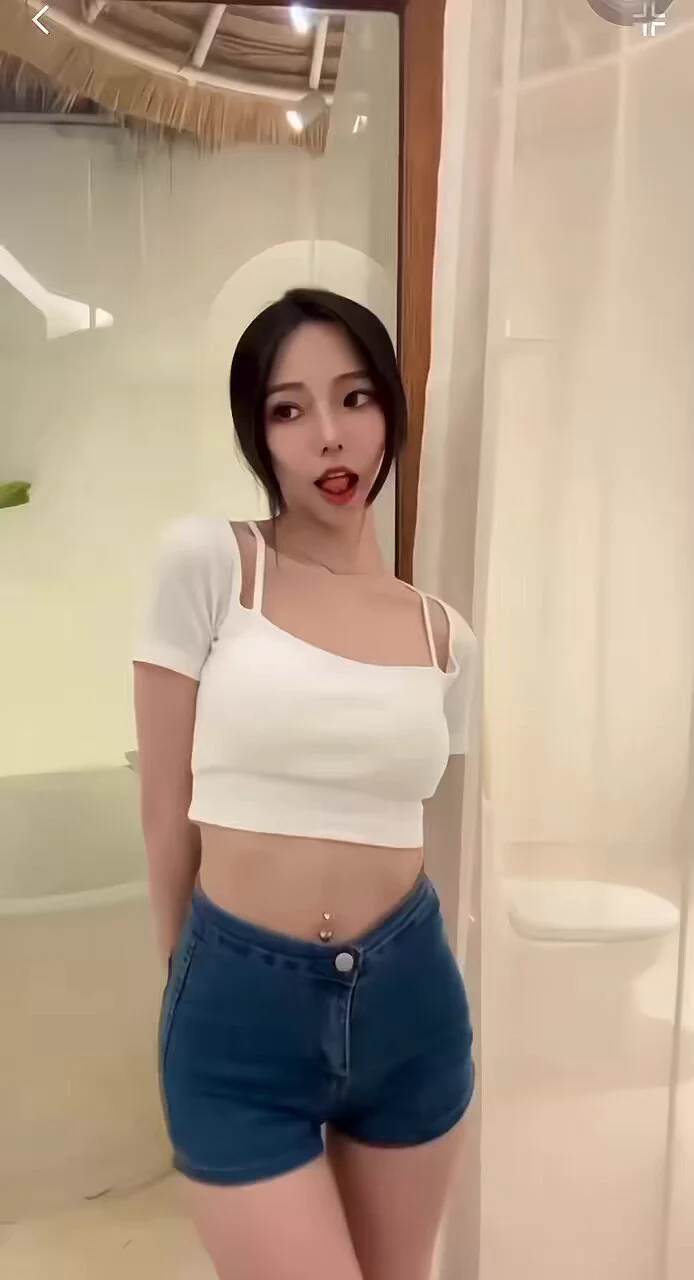 🇹🇭在泰國最後兩天直播的手機沒有網速所以就都沒直播🥺🥺🥺今天晚上9-10點JKF 直播🎉想我記得過來陪我喔🎀https://t.co/CoeHBbOxuz https://t.co/zT57cxdyU3