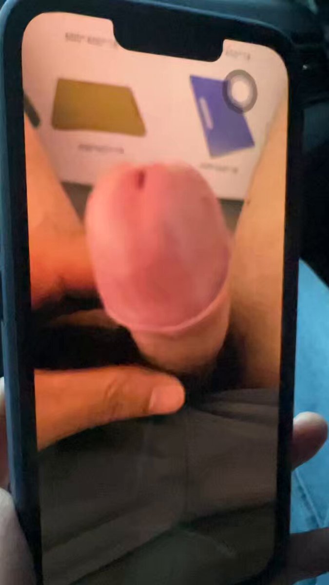 换个口味，非本人。 https://t.co/8d8EygG9YW