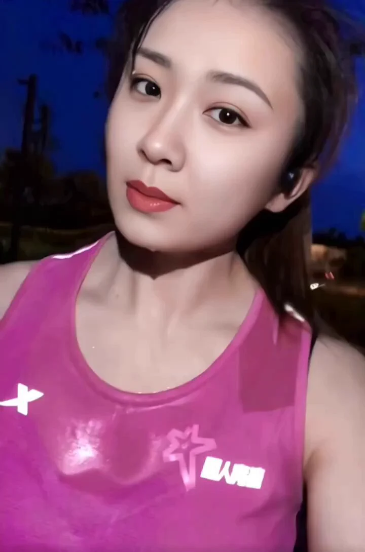 夜跑时间结束了，是时候展示我的成果了。 https://t.co/U8oG4SHbIz
