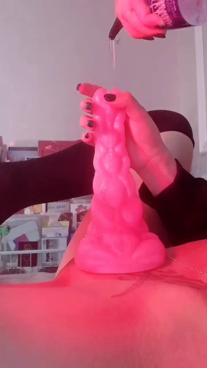 想拍到被顶到凸起的小腹🕸️想被咬上或深或浅的印记🕷️玩具：@nothosaur10 -星座系列【天蝎座♏】 #幻龙 #趁年轻玩点色@Dafoer_ @Daguidiyi @Fojiangnice https://t.co/qopT2lCkSH