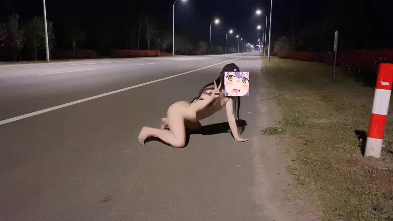 ♡来，对着镜头比个“耶✌🏻️”♡骚母狗，看你那下贱淫荡的样子！♡就应该把你扒光拴在马路桩子上！♡过往的路人轮流玩弄你！ https://t.co/Xgd1T3WUeJ