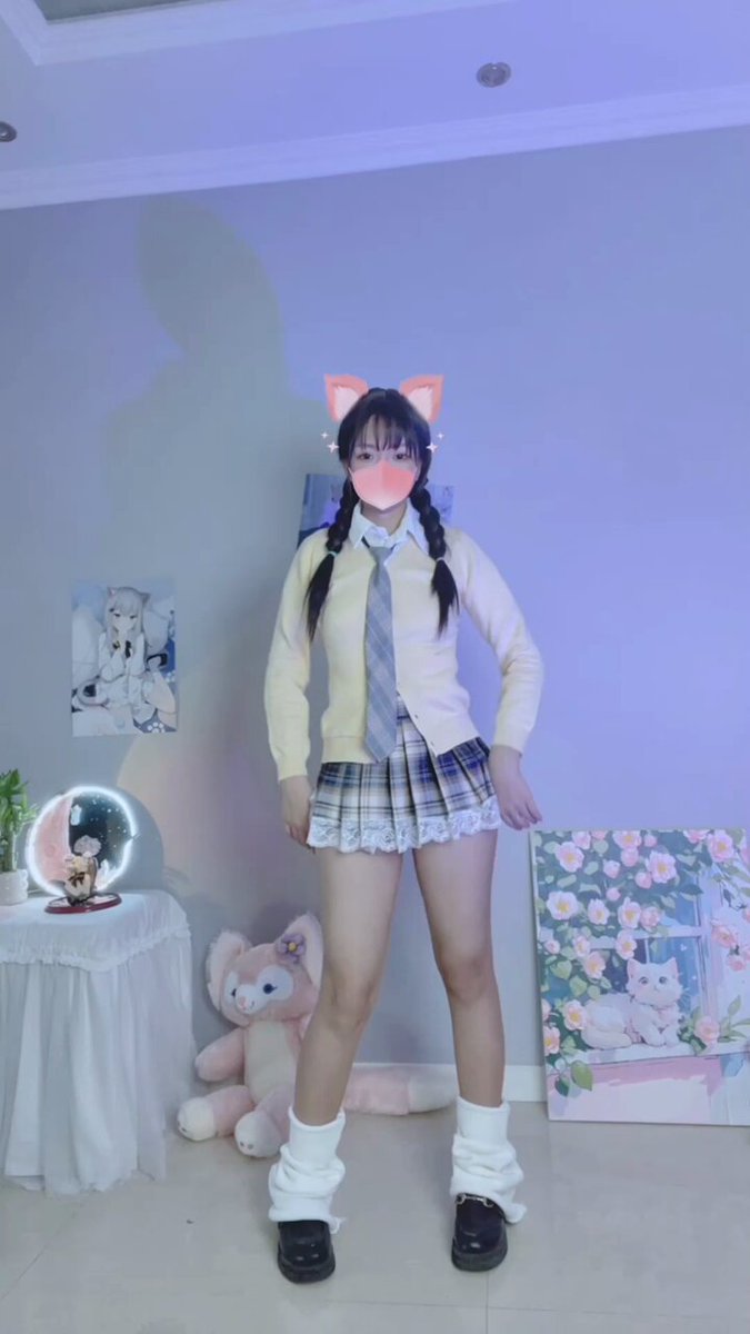 奈奈不够大，我不怕不怕不怕啦

@Dafoer_
@Daguidiyi
@Fojiangnice
@quanshibb https://t.co/iiAJtVrh8y