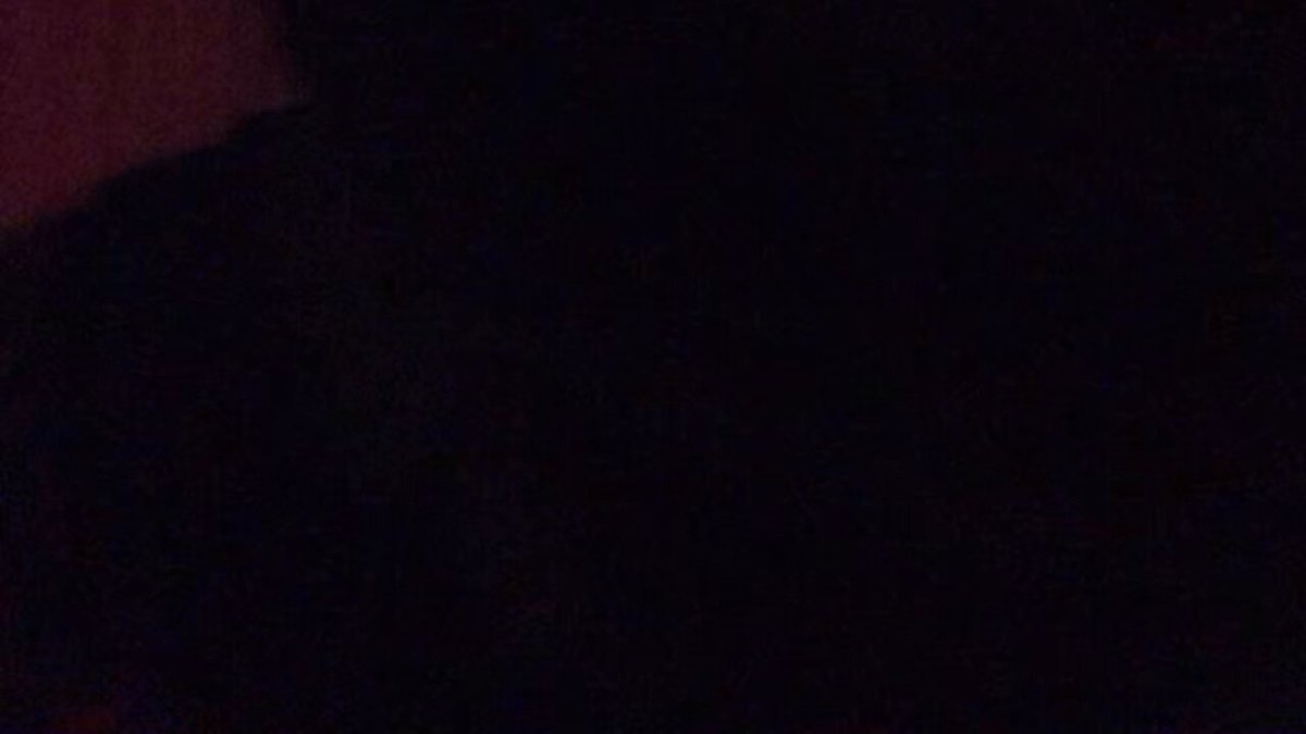 最後選這件穿

今天大家一起烤肉灰常開心-.-✌️ https://t.co/HpIm6CiG1P