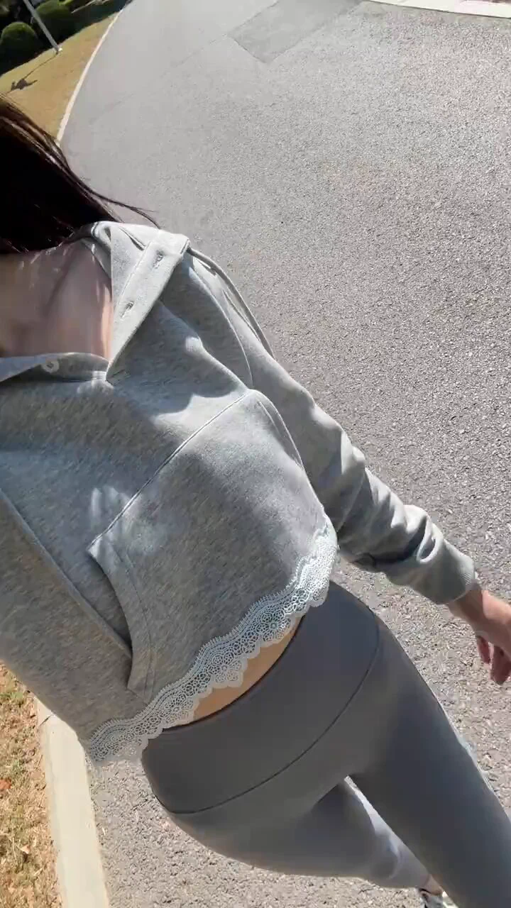 不会好好走路么？ https://t.co/CHjSzIP2Td