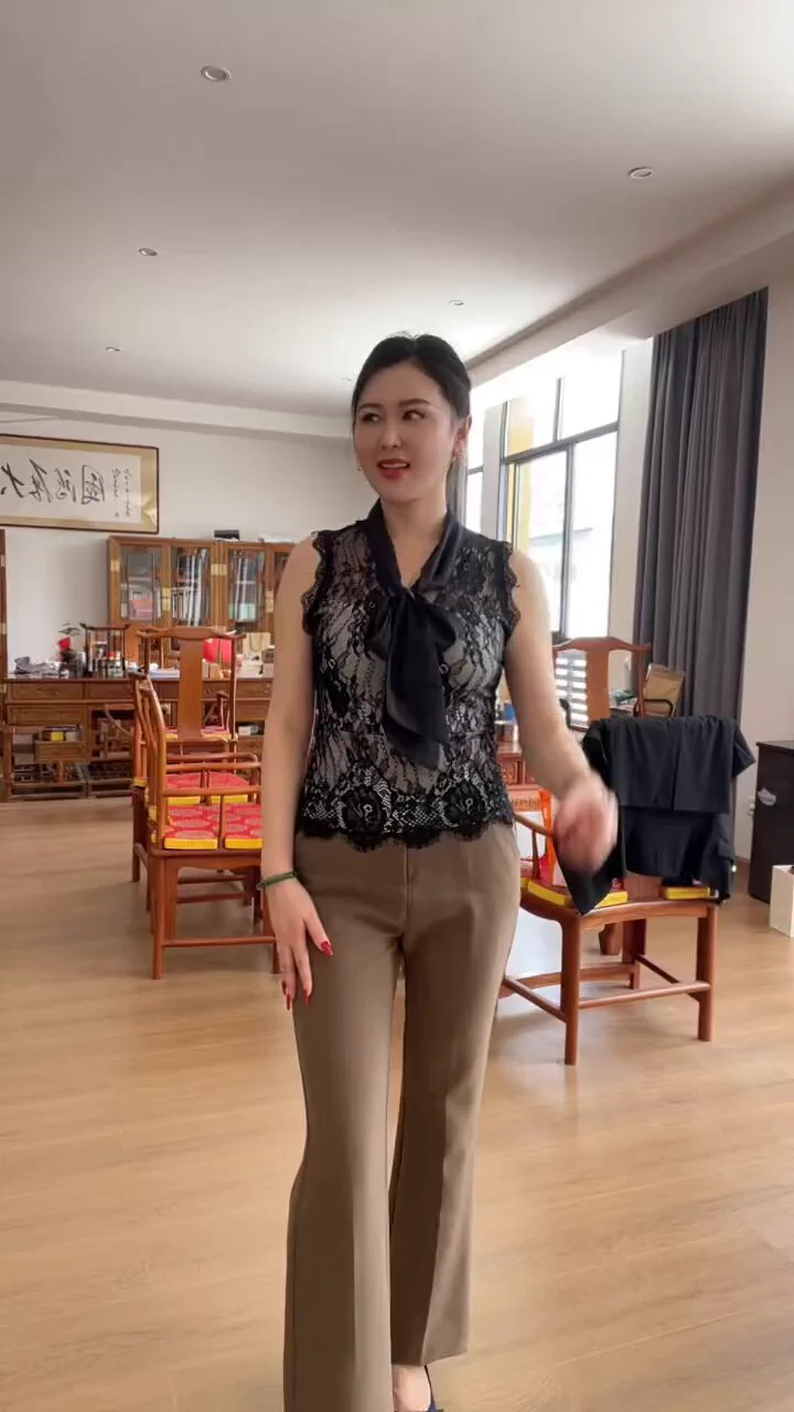 轻熟女上司又来上班了 https://t.co/yQjpd9UKoN