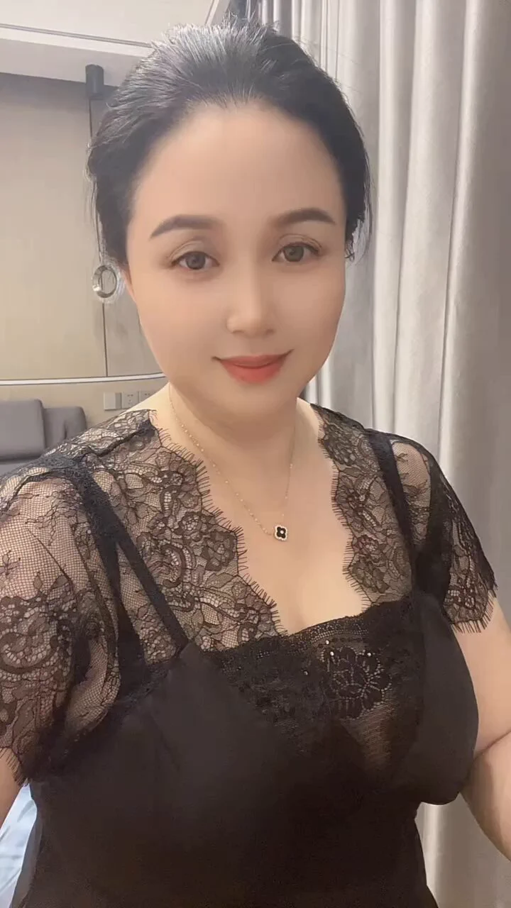 希望你眼眸有星辰，心中有山海，从此以梦为马，不负韶华。 https://t.co/lhqFuCFzap