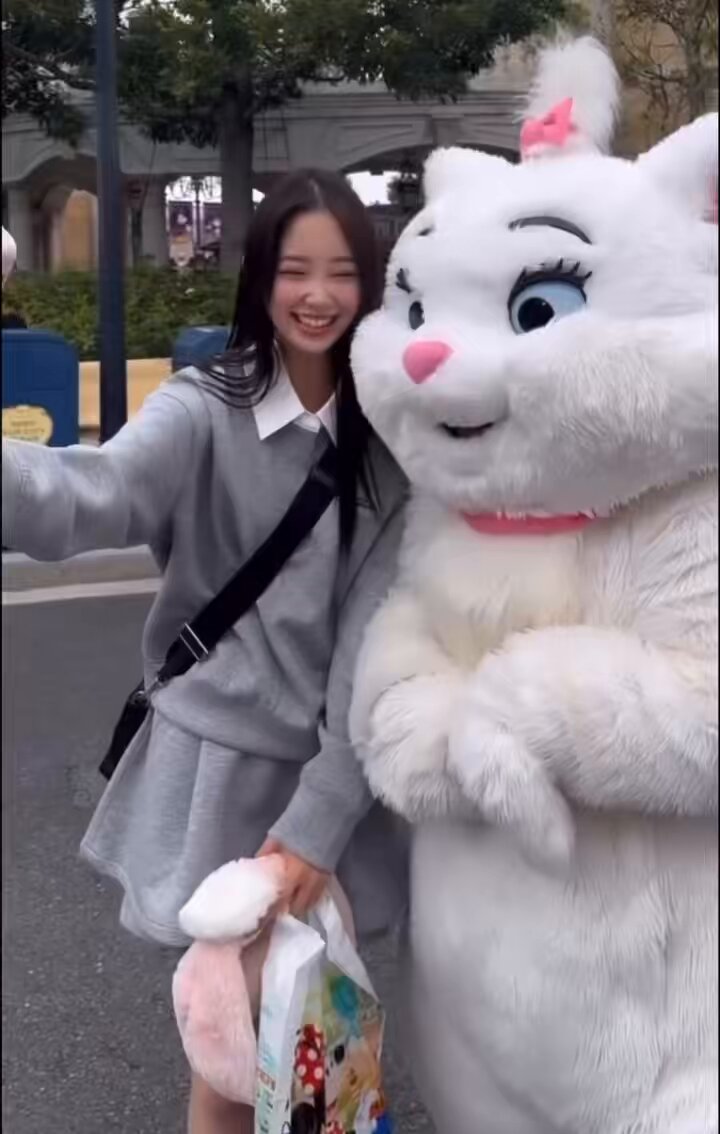 マリーちゃんから爆ファンサもらった👼🏻🐈🎀💪🏻 https://t.co/Rd02G2jvGZ