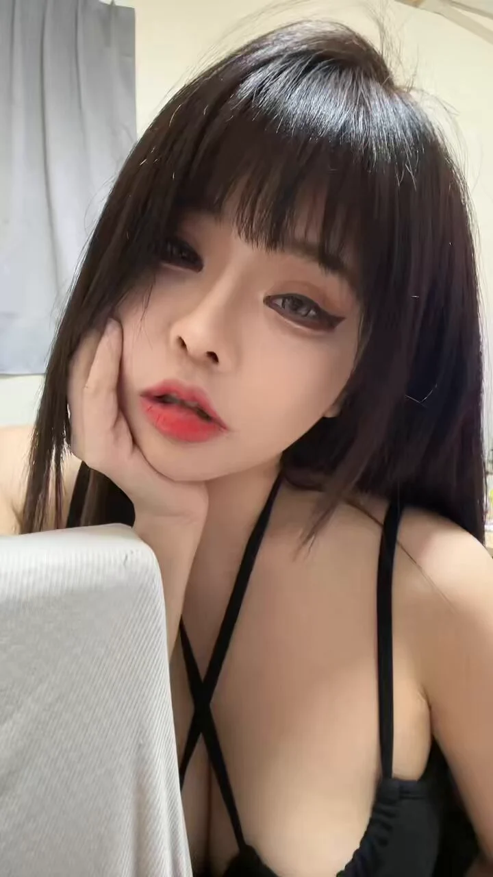 嘿、弟弟…❤️這邊找我Fo訂閱有夠澀的我。https://t.co/d22Bn4wqQt https://t.co/YoEoMB2ppf
