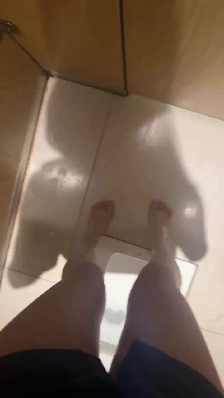 女孩子上厕所哦～ https://t.co/6D8IHS5HJY