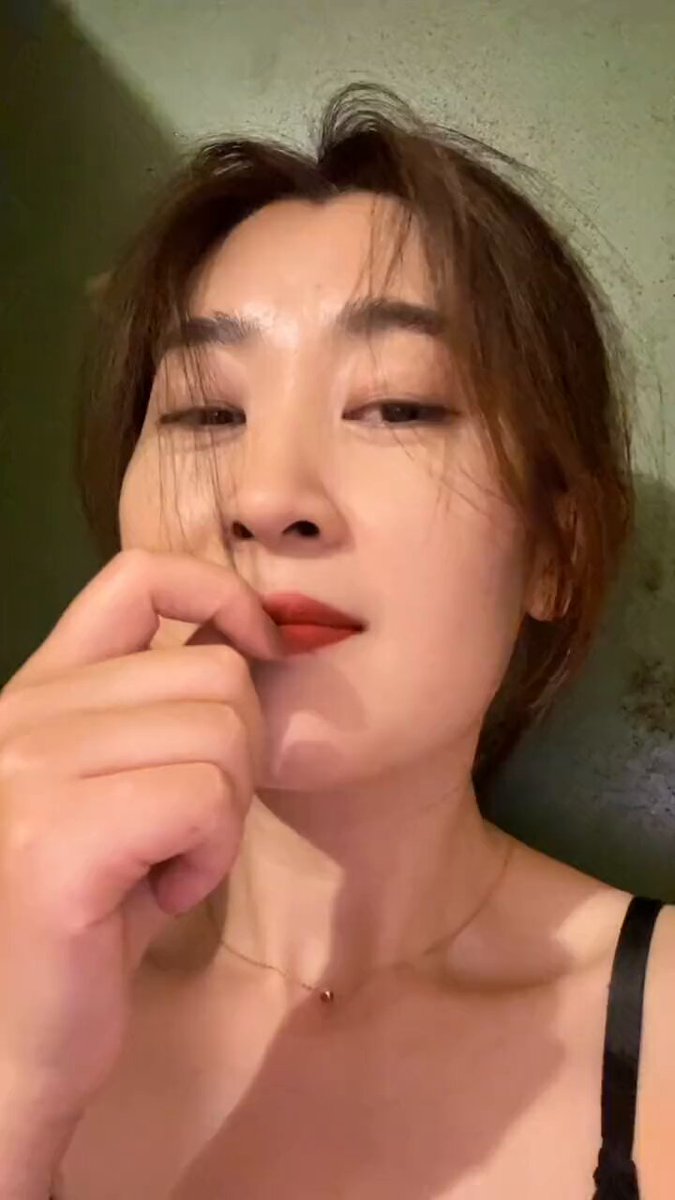 没什么表达欲，也无所谓别人懂不懂 https://t.co/7OHM0Quuo3