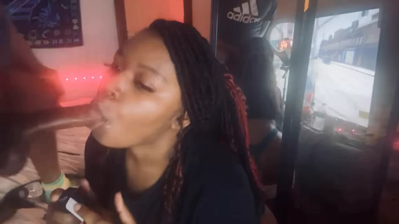 Blowing him Down Fuck around n almost got blown down on  GTA 🎮🤣 https://t.co/m9ANne7uU0
