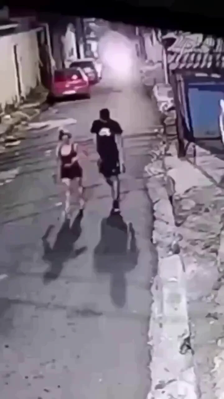 How can you call yourself a man after this https://t.co/QaU90LEwNh