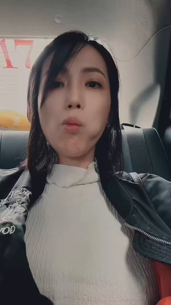 天冷注意保暖呀～ https://t.co/oDbrE3CQ9v