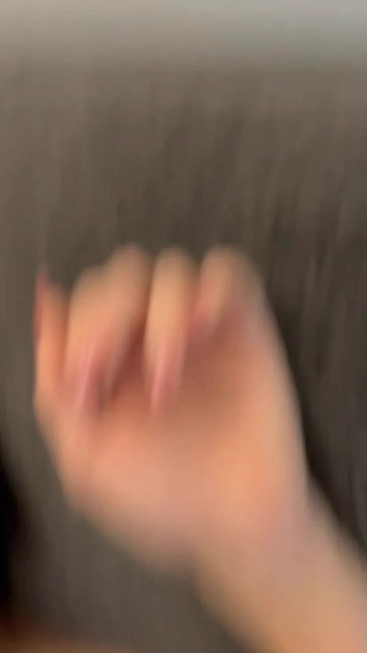 儿子，当你看到这个视频时，不要因为大黑屌肏妈妈的嘴而感到难过...这已经是他给予妈妈最宽容的惩罚了！你的内心要坚强！妈妈希望你能成为一个勇敢的孩子！... https://t.co/b1xmCzo7Lt