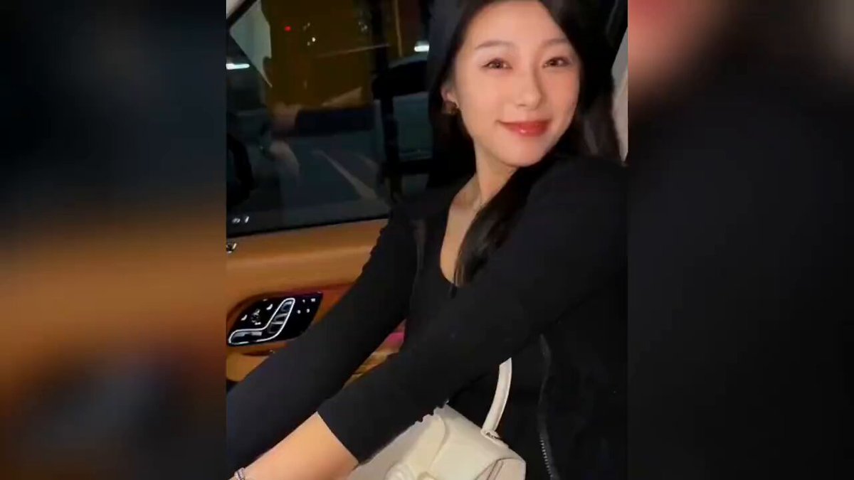 男子把女子送到楼下，然后想上楼被拒绝，接下来看男子神操作，如何扭转乾坤。。。如果是你会这么做吗？ https://t.co/8TcwtuEgAO