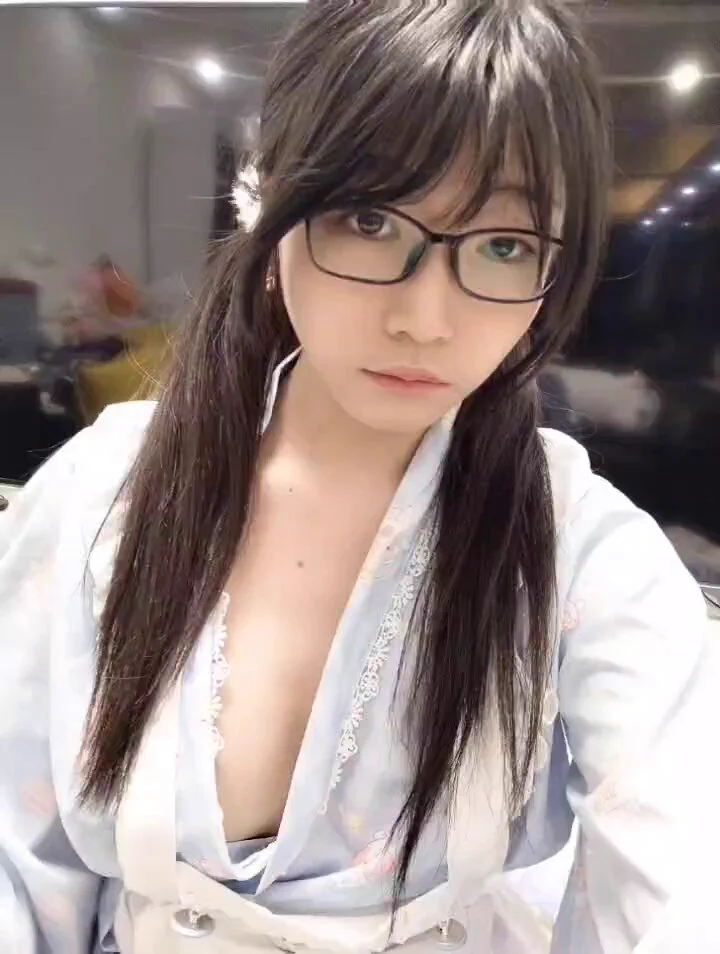 #男娘 #药娘 天天看黄漫，为啥我不能是d啊，好烦哦 https://t.co/slz26dsGgm