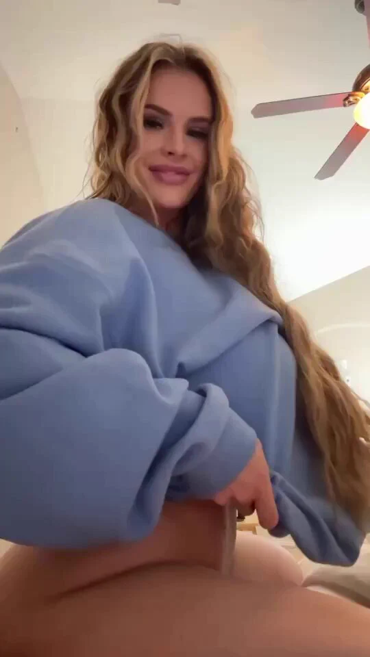 Come f*ck this thick white bo0ty of mine 🍑 https://t.co/0cisZTF826