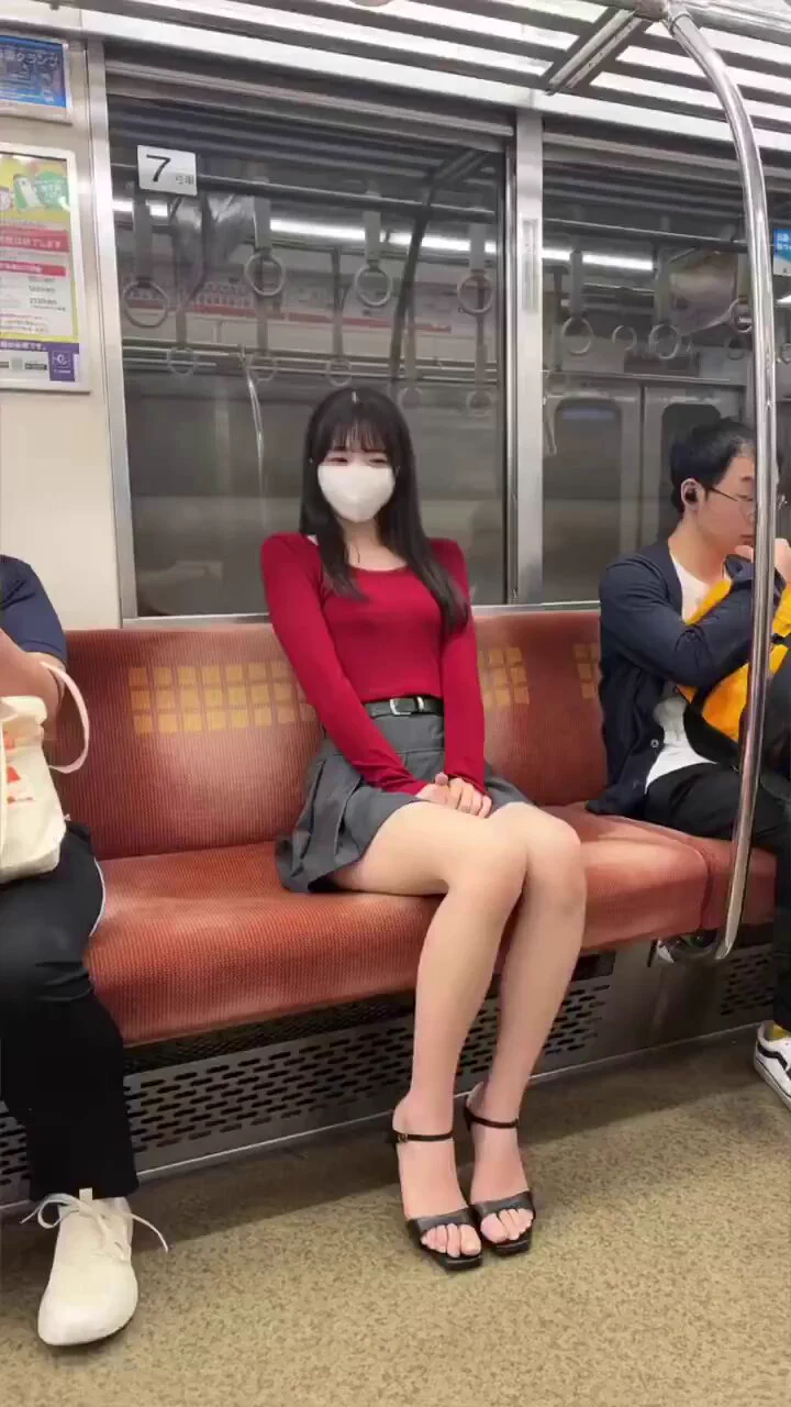 ソー○嬢とプラベで遊べる人いる？ https://t.co/Ed0ZmwU2gj