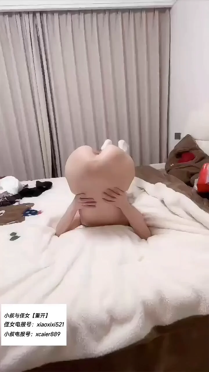 真实乱伦内射骚侄女，让侄女立起来、自己掰开逼，一滴不剩的全部射她逼里，干大她肚子… https://t.co/3EsY9taZHB