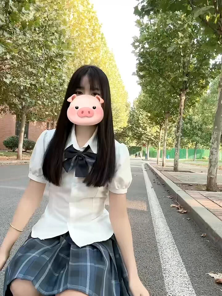 露出放尿，反差白虎萝莉，是个真母狗，到处尿尿标记。(更多母狗户外调教 点进我主页sm字母圈电报)投稿💌：@SexytoBaby@SexytoLady@SexytoDoll@SexytoGirl https://t.co/302kmTNXjt