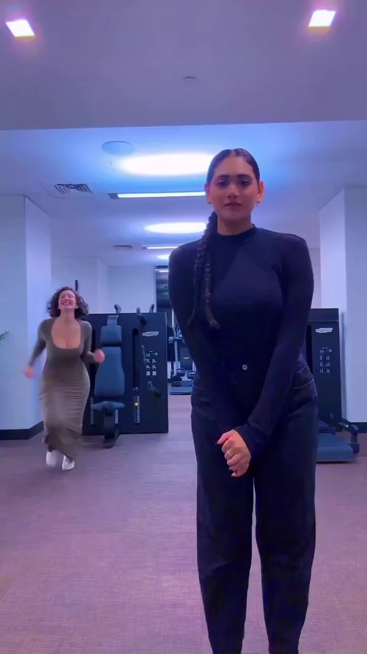 NOTHING IS GONNA PREPARE YOU FOR THE FIRST VIDEO IN THIS THRĒĄD 👇😫 https://t.co/9KVo95Eieh
