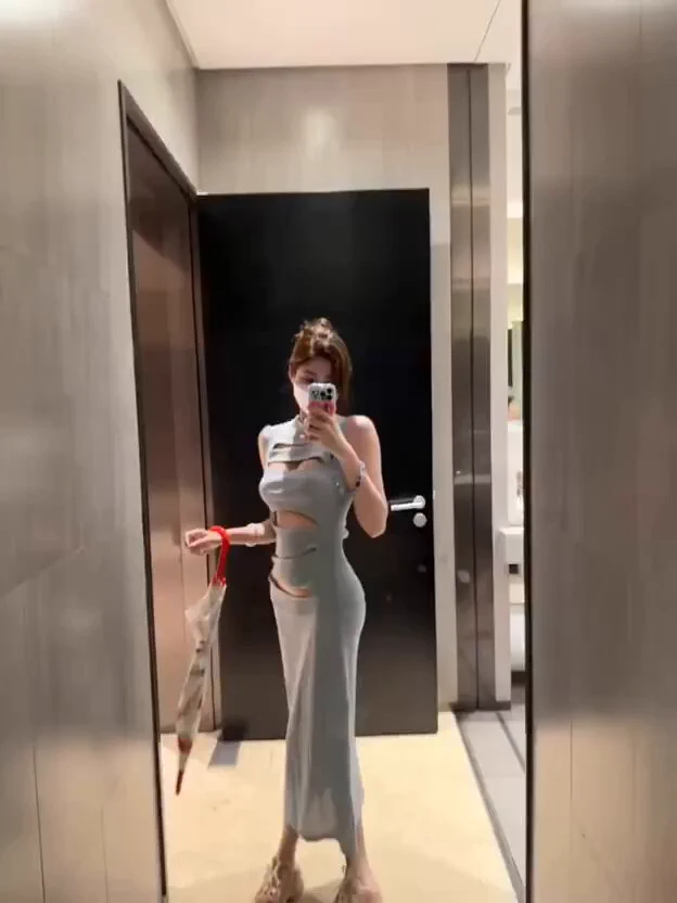 闺蜜介绍拉着来做直播，今天先陪她试播一天，我闺蜜身材好吧~ 这里的妹子可以裸聊可以线下，你想不到的性感美女应有皆有：https://t.co/7qAMloeP1P@FairyYuelin999@it7x_ @xiaoli5252 @bujuexiao999 https://t.co/rZzVRbPb9L