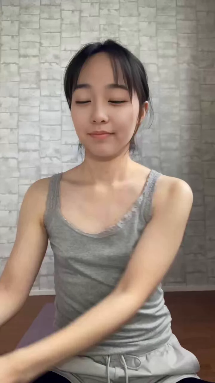 おはよー✨インス○で1日で14万再生された動画がこちら🥰バズりすぎてます😳✨ https://t.co/eK7RPrO0cP