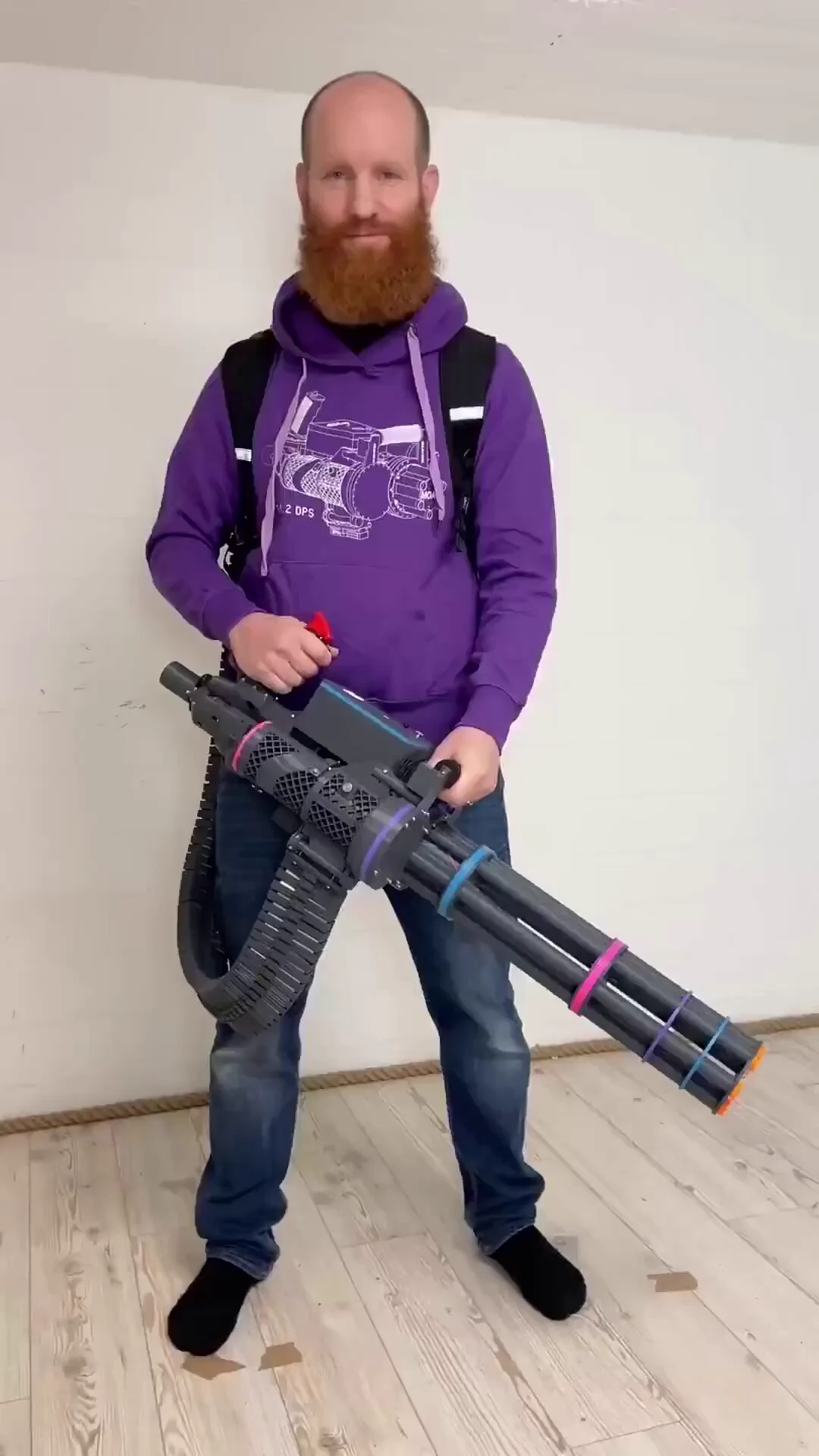 A Nerf-style minigun capable of shooting 3,000 darts per minute.[📹 GatlingTommy]https://t.co/dz3rFFDJop