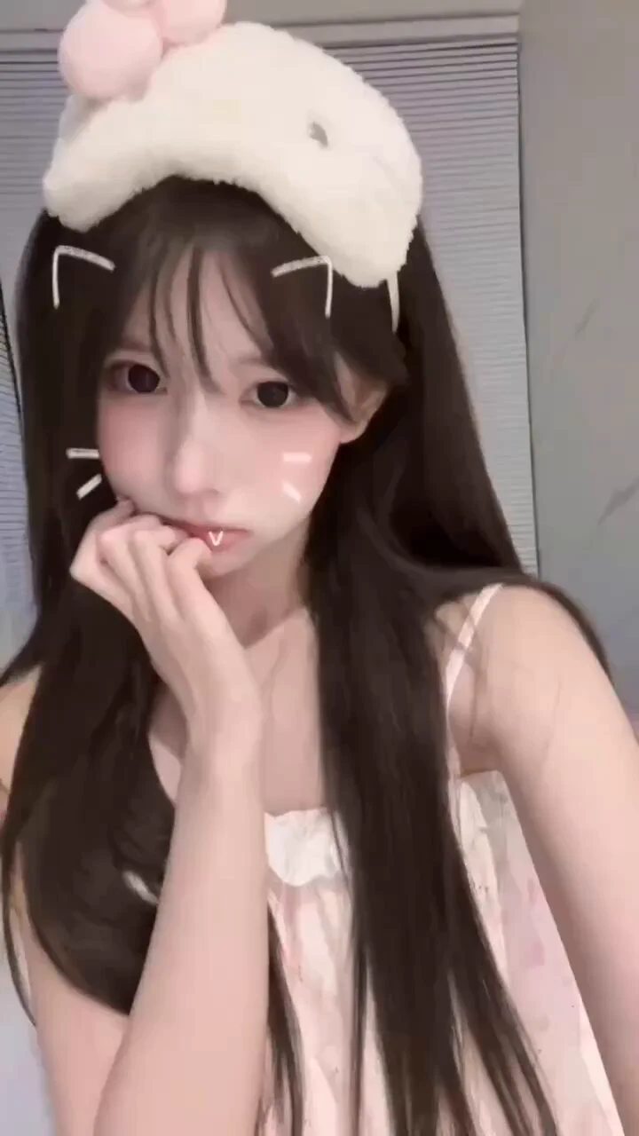 #上海 真人真照 ☁️03真实在校艺考生 偶尔兼职 只接素质k ☁️168-85-天然c 真人真照 假赔w☁️巴掌脸 筷子腿 全身冷白皮无纹身无科技☁️0风尘气 元气嗲嗲小女友🛰️：niuniucos05🐧：97585594看照门槛🚪100（永久有效）备注zfb口令🧧添加➕✈️：https://t.co/Goj735dIz9 https://t.co/D88MRLgtga