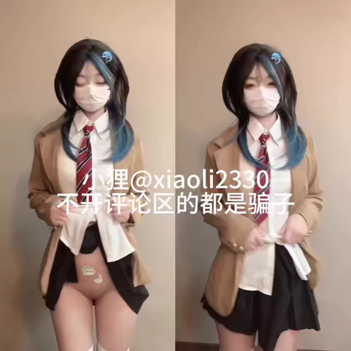 叔叔喝水就喝水 为什么要扒开我的腿@SexytoGirl @SexytoBaby @SexytoLady @SexytoDoll https://t.co/N1xzvgZwHo