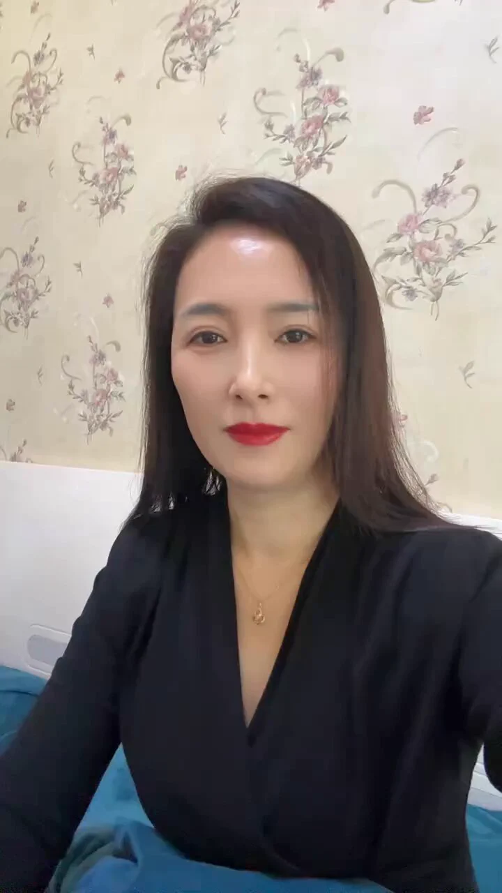 运城51岁美丽动人的珍姨 https://t.co/kEIydNnNvy