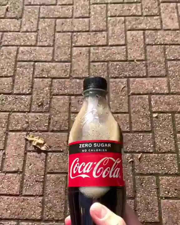 Pepsi sales after this 📈 https://t.co/6VrUqodsub