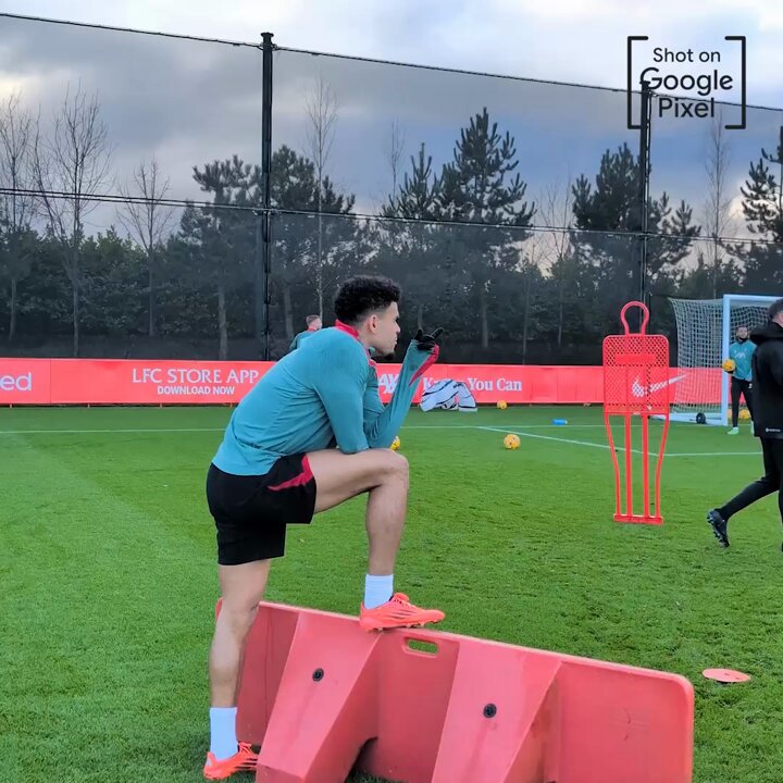 Wait for the surprise 😂 https://t.co/bPt6oDoPi7