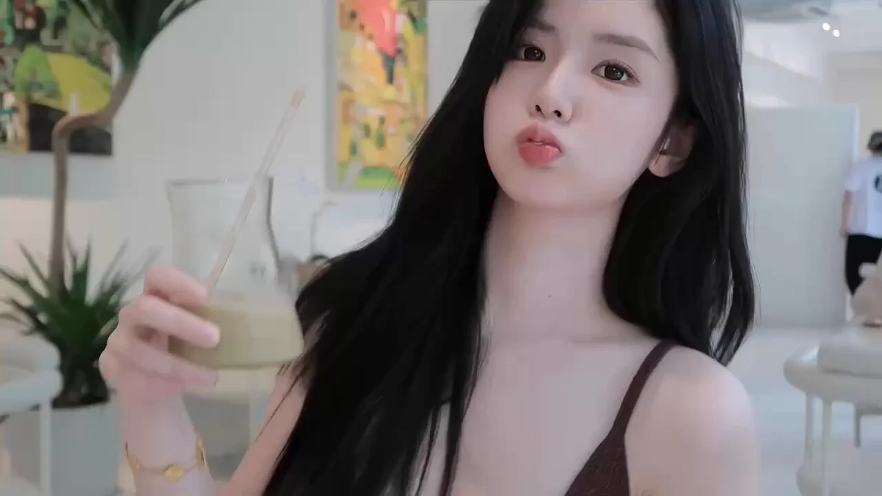 上海pp🐷纯欲天花板沪上甜心🍓·华南农业在读🎓 摄影 表演系双修·𝟏𝟕𝟎𝐃. 𝟎𝟒年 📲2517  𝐖🔝纯兼职•罕见雪白 无纹身  不吸🚬  低素勿扰 •乖乖女一枚 大🐻大屁屁顶级身材 不白到发光不是本人•小红书视频博主  某宝在职模特喜瘦勿扰静安🏠5外w https://t.co/eW22pKQke0