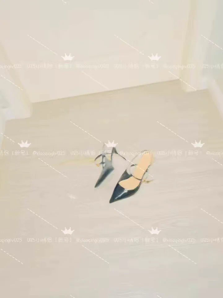 这一声，老公，你出去，到底有多少人能懂？我反正爱死了！#情侣交友 #00后女友 #妻妓 #酒后乱性 https://t.co/jHJ3WhHi59
