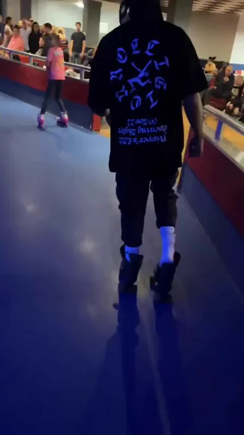 Baddest ghost boot at the rinkhttps://t.co/970jhVd9NC