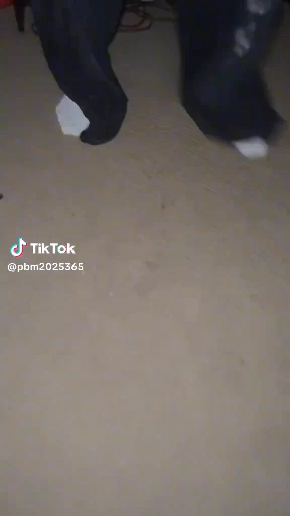 MAX IS BACK AT HIS NEW JERSEY HOUSE (jan5) (via @pbm2025365 on Tiktok) https://t.co/5E2xy6aYND