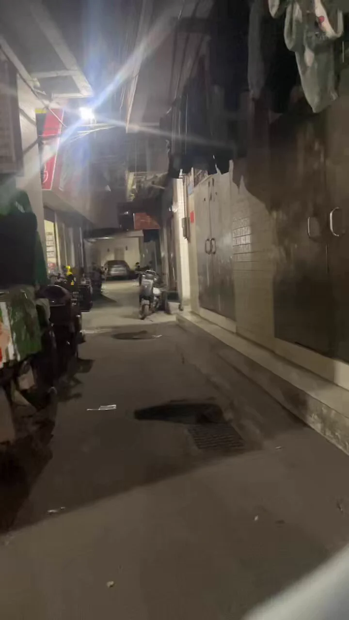 #站街 #广州黄埔鸡哥深夜实探不断挖掘新资源有三四个，看到有人在巡逻的时候多转二圈 https://t.co/OhZjkKNuJB