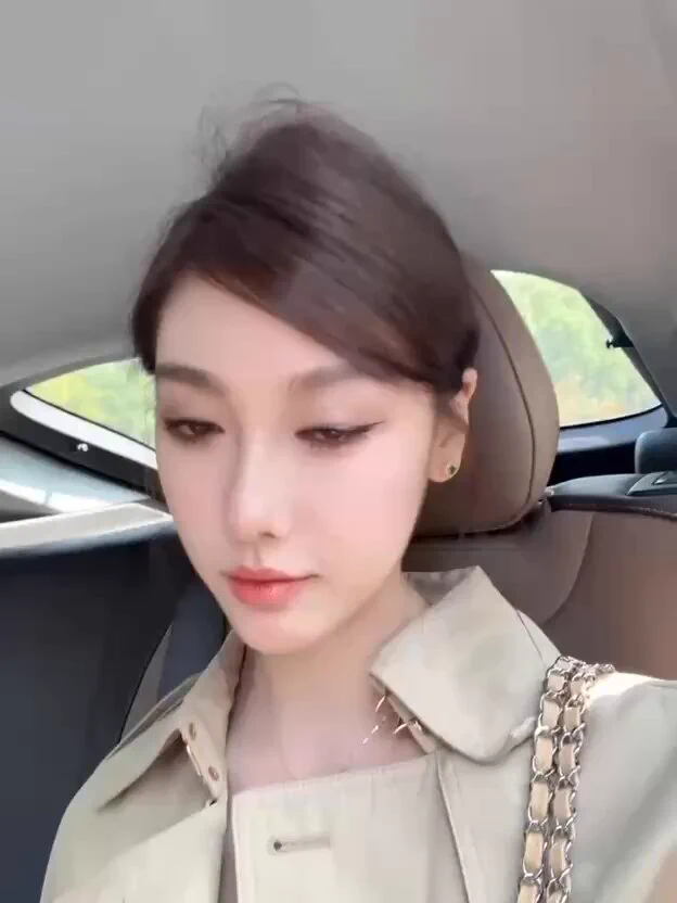 🌿Guangzhou🔝气质御姐广州新人  贵气御姐 短开几天无风尘气息，高级脸🎀净172cm   45kg  皮肤雪白，芊细身段，身材高挑性格温柔，开朗健谈，清纯气质约会流程请查看置顶推文Tg全国交流群☞https://t.co/6y3Zqu037G https://t.co/mL3eACterI