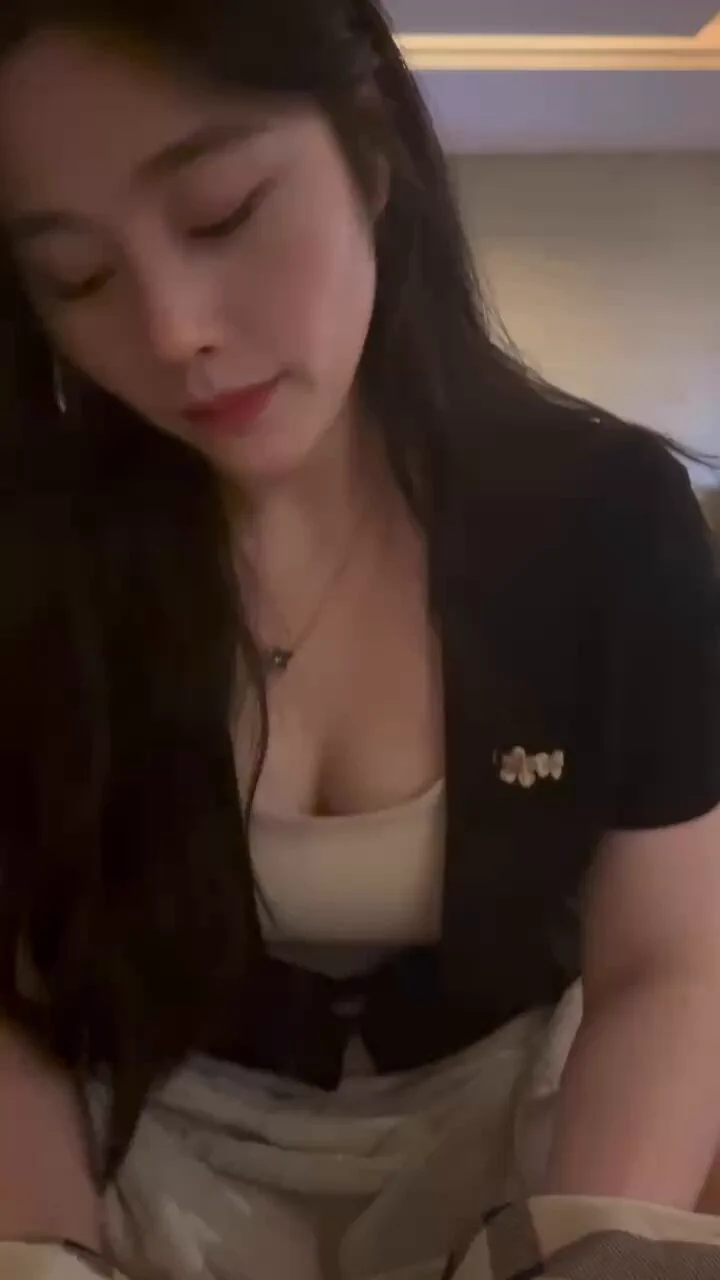 我在这里 你们呢？ https://t.co/VFgNH3N2FB