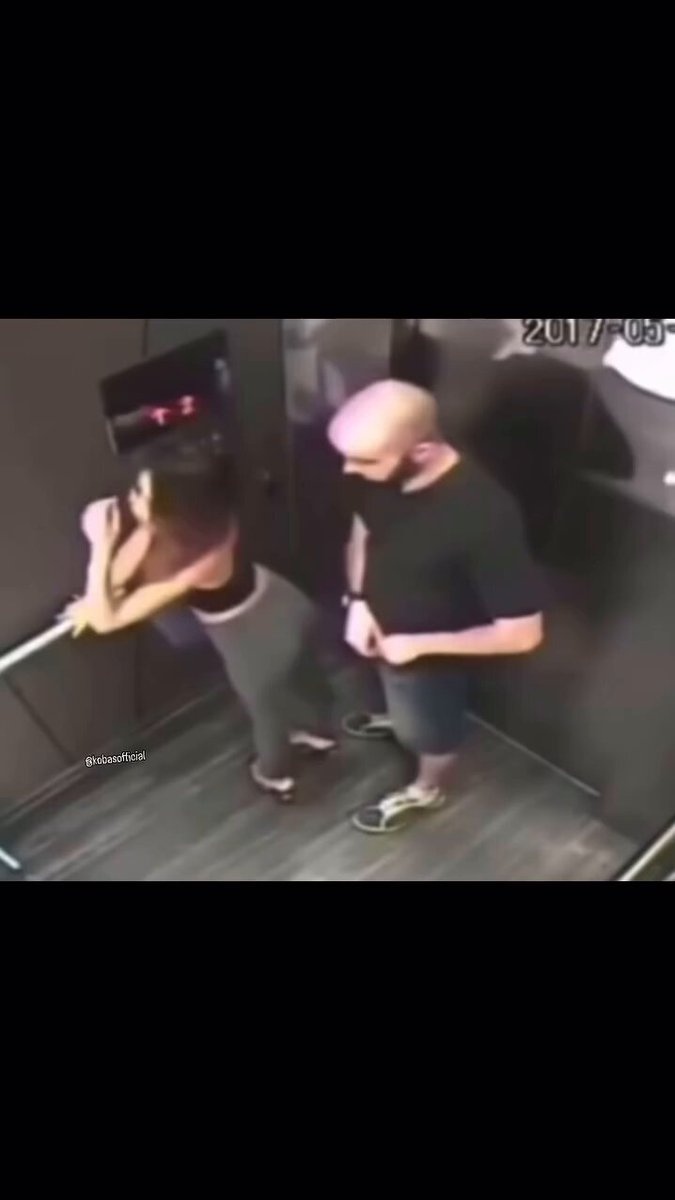 Jutrić bando ☕️
Ne znam šta vi mislite ali ja mislim da ovaj nije vadio kad joj muno🤔 https://t.co/HAVj975jgL