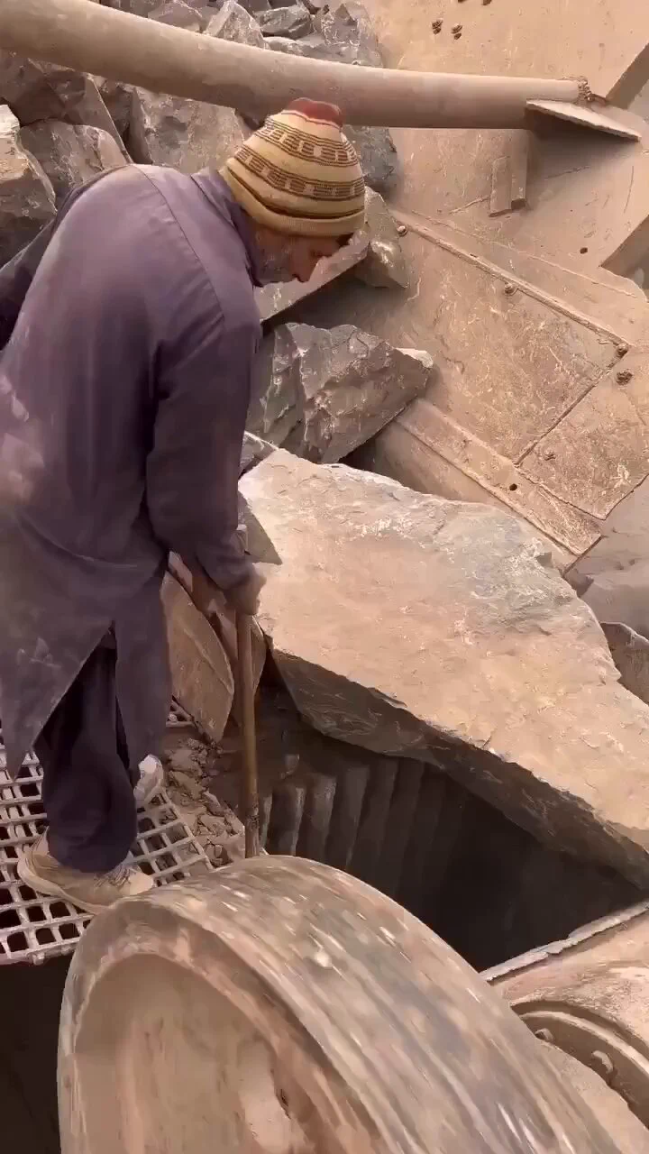 Power of a stone crusher https://t.co/pIhxHFOn66