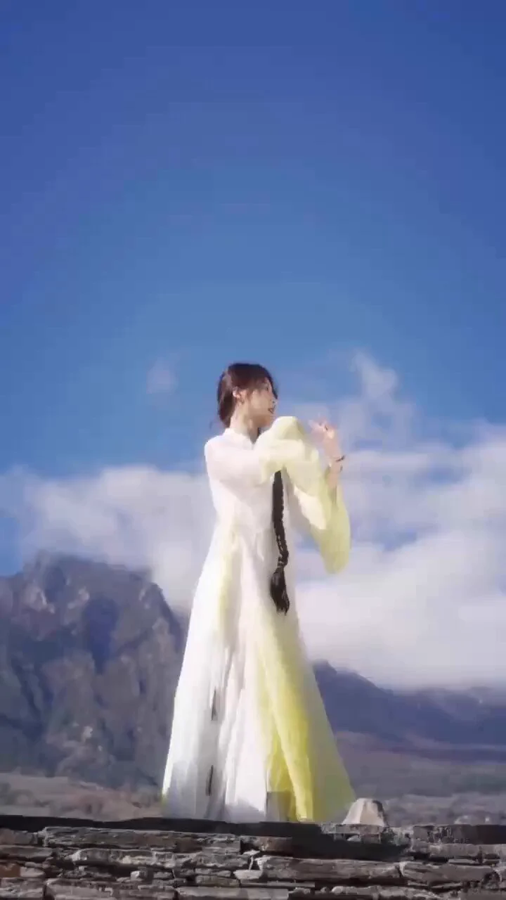 🌈沪🔝💃🏻💃🏻舞女泪恒大歌舞团成员，上海🦜演绎王裘裘2000年，净高170 CTg🛰️全国在线看图群交流群精彩反馈在内☞:https://t.co/tvSJ4CxCpo https://t.co/XHK2Cx8fWc