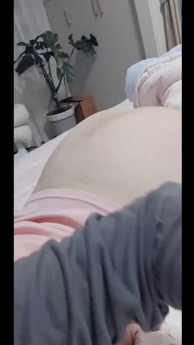 门槛哥哥的任务。抽屁股呜呜
@DaFoer_ 
@Daguidiyi 
@Fojiangnice 
@Xiaoxiaofoer https://t.co/UrqnlSLiyQ